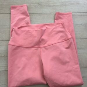 ALO Yoga High-Waist Leggings in Coral Pink